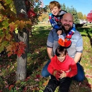 Meet your Posher, Jonathan